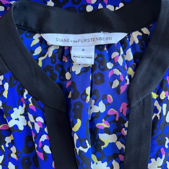 Diane von Furstenberg Shift V-neck Blue Cheetah Floral 100% Silk Cocktail Dress - Picture 9 of 12